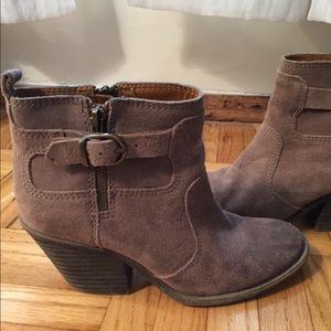 Lucky suede booties size 6